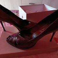 décolleté aperta nera