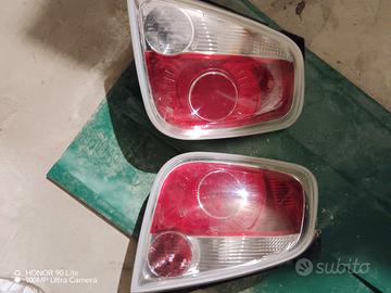 fari posteriori fiat 500