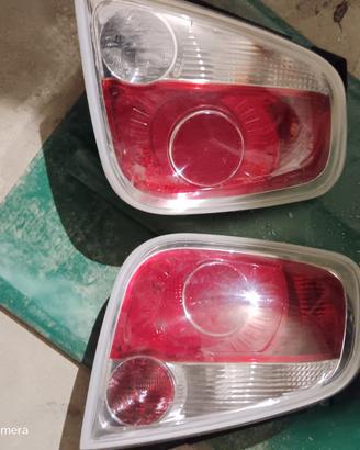 fari posteriori fiat 500