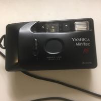 Macchina fotografica Vintage Yashics EZS