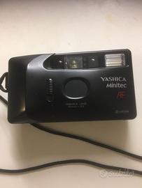 Macchina fotografica Vintage Yashics EZS