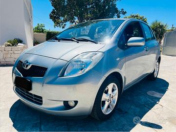 Toyota Yaris 1.3 - PERFETTA - 2008