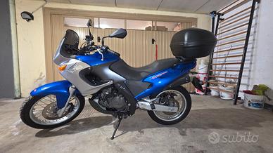 aprilia pegaso 650