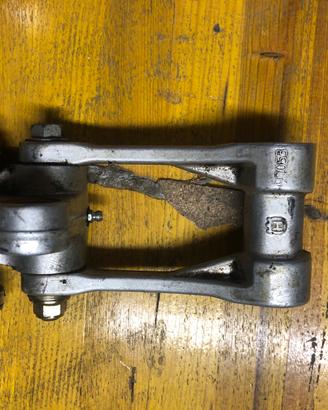 Forcellone Husqvarna SMR 570