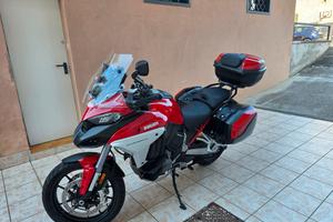 Ducati Multistrada V4S Travel & Radar (2024) 