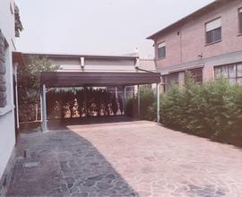 Tettoia/gazebo/garage