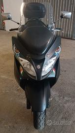 Suzuki AN Burgman 400 - 2016