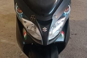 Suzuki AN Burgman 400 - 2016