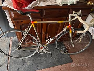 Bici da pista SOGA — scatto fisso