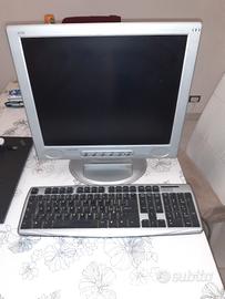 Monitor 17 pollici + tastiera omaggio 