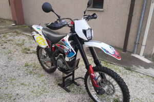 Beta 525 rr con targa