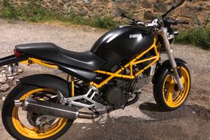 ducati moster 600 