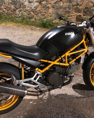 ducati moster 600 