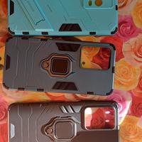 Cover Cellulare 3 euro. 