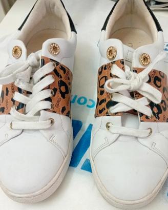 scarpe Guess
