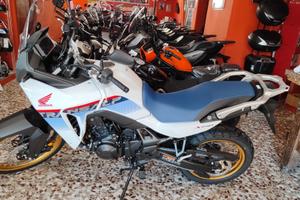 Honda Transalp 750 2025