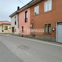 3 locali indipendente con box