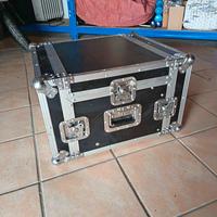 Flycase 4 unità con vano mixer