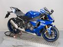yamaha-yzf-r1-racing-blu