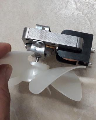 Mini motore elettrico