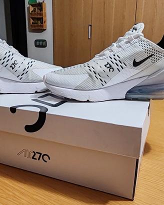 Nike w Air Max270