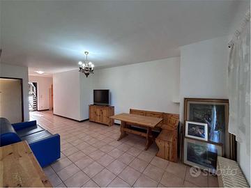 Appartamento con terrazzo in zona Nevegal