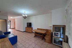 Appartamento con terrazzo in zona Nevegal