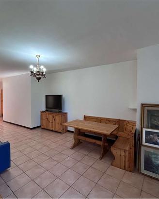 Appartamento con terrazzo in zona Nevegal