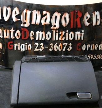 VANO PORTAOGGETTI AUDI A1 10-18