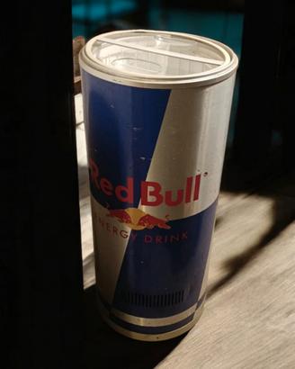 Frigo Red Bull a Forma di Lattina