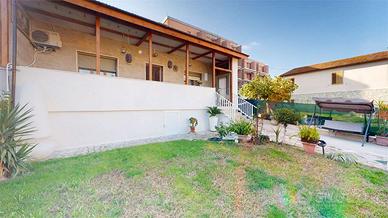 OSIMO STAZIONE - Soluzione indipendente con GIARDI