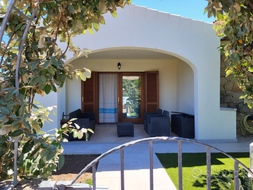 San Teodoro Villa Indipendente centro