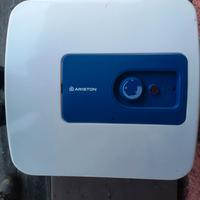 Scaldabagno Ariston 10 litri