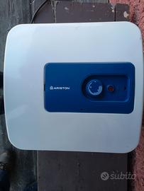 Scaldabagno Ariston 10 litri