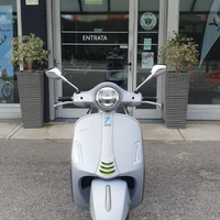 Vespa gts 300 super tech