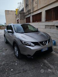 Nissan qashqai J11