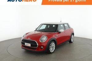MINI Cooper D CM01031