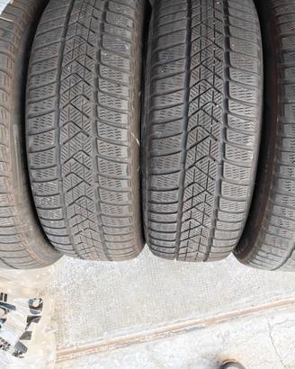 4 gomme invernali Pirelli Sottozero 225/60 R18