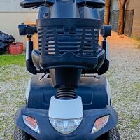SCOOTER PER DISABILI/ANZIANI