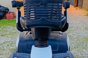 SCOOTER PER DISABILI/ANZIANI