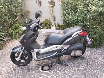 XMax250 per pezzi di ricambio