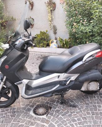 XMax250 per pezzi di ricambio