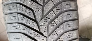 4 Pneumatici invernali YOKOHAMA 215/55/R18