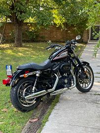 Harley davidson XL 883 R