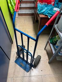 Carrello porta pacchi