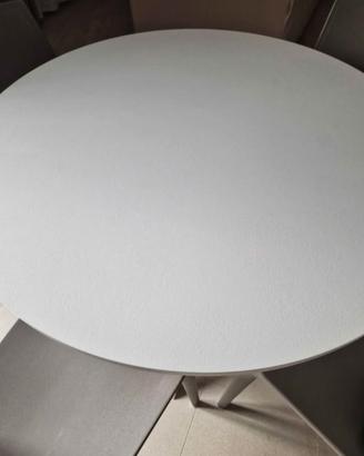 Tavolo diametro 105 cm bianco con 4 sedie color to
