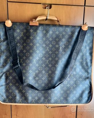 PORTA ABITI DA VIAGGIO "GARMET' LOUIS VUITTON"