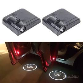 LED SOTTOPORTA A BATTERIA CON CENTINAIA DI LOGHI