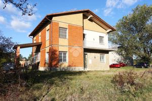 4 LOCALI A CALDERARA DI RENO