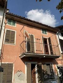 Immobile in asta di 145 m² con 3 locali a Borgo Sa